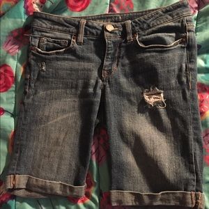 Bermuda Jean Shorts